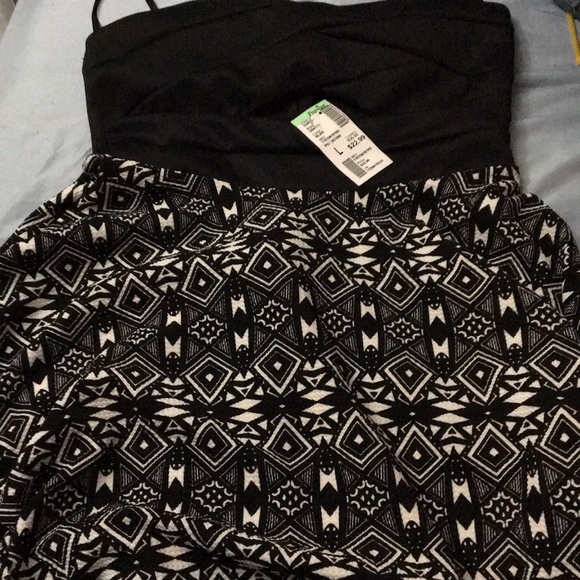 Dresses & Skirts - Dress
